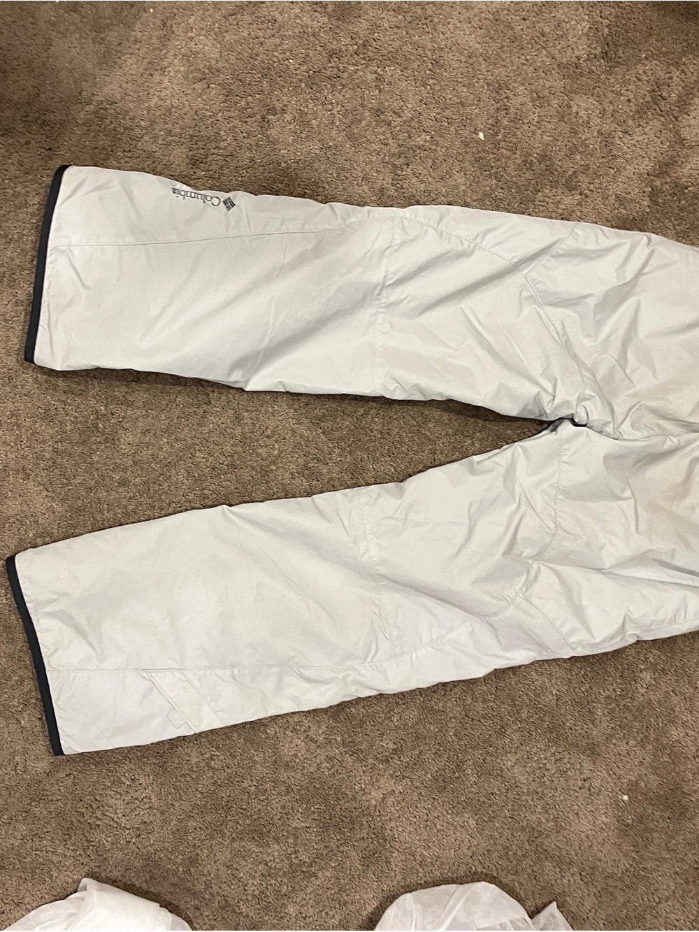Columbia Men's Light Gray Outdoor Joggers - Picture 2 of 3